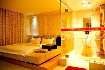 Lucky 5 Million Express Hotel Yuxi Kunming Extérieur photo