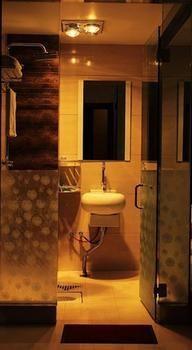 Lucky 5 Million Express Hotel Yuxi Kunming Extérieur photo