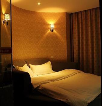 Lucky 5 Million Express Hotel Yuxi Kunming Extérieur photo